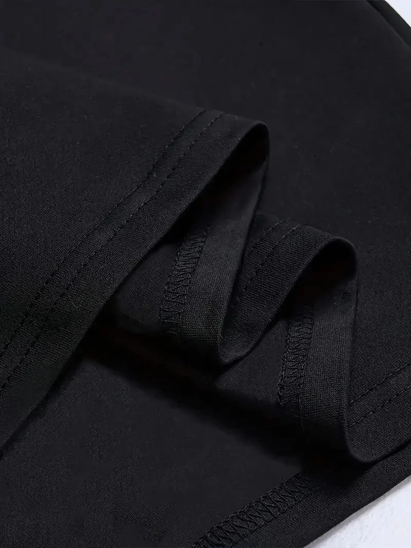 Ben Şişman Değilim Tanrı Bana Hava Yastığı Verdi Çünkü Ben Değerliyim Tişörtü - Siyah