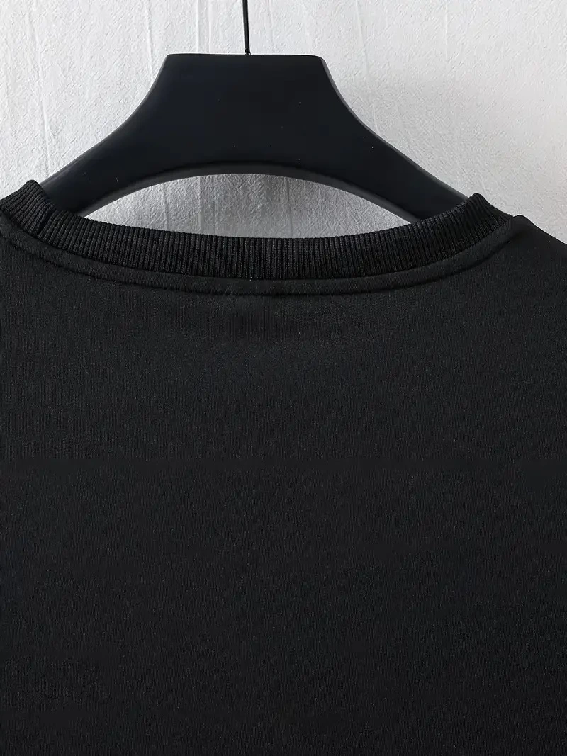 Ben Şişman Değilim Tanrı Bana Hava Yastığı Verdi Çünkü Ben Değerliyim Tişörtü - Siyah