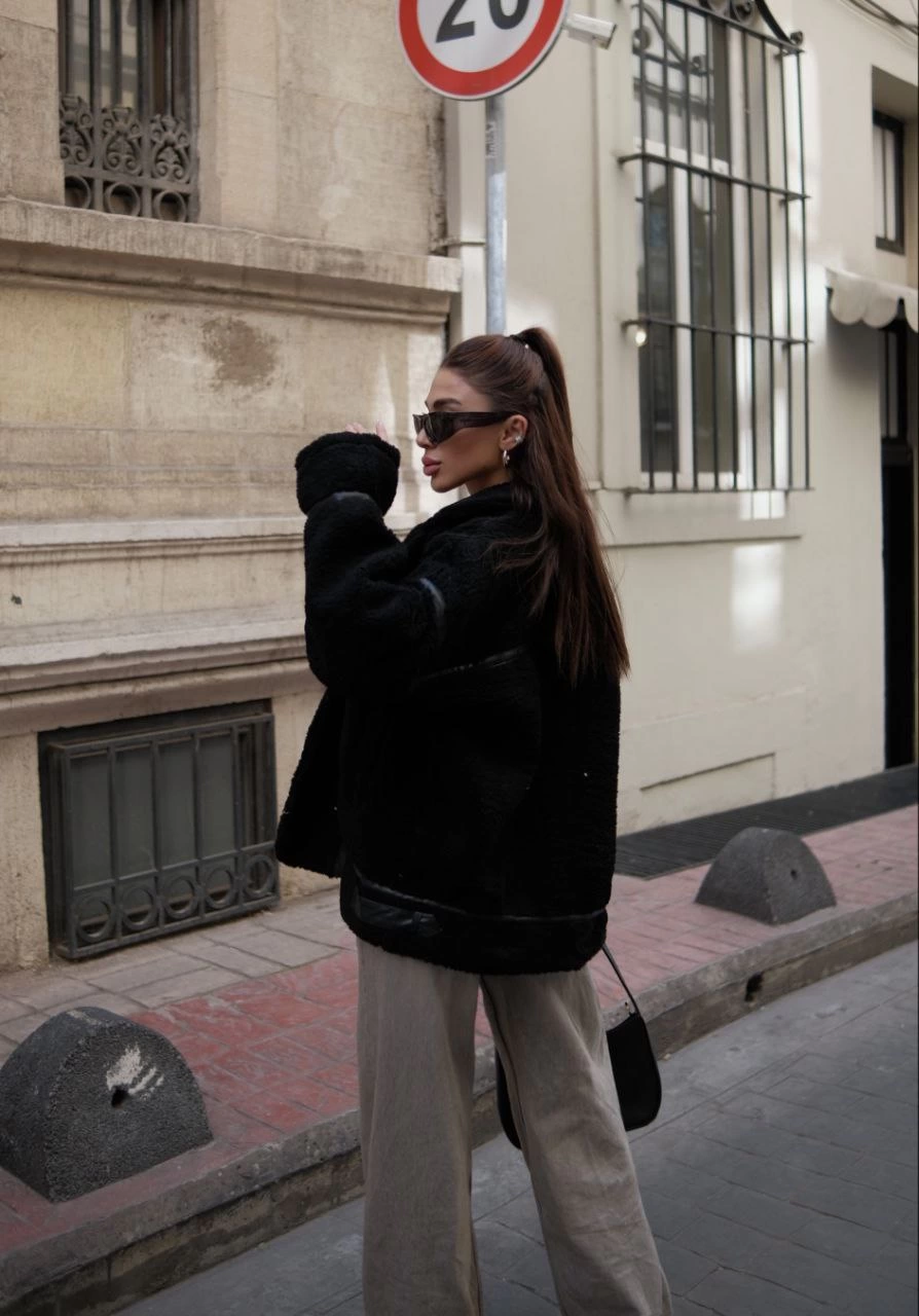 Cıt Cıt Detaylı Peluş Mont Ceket - Siyah