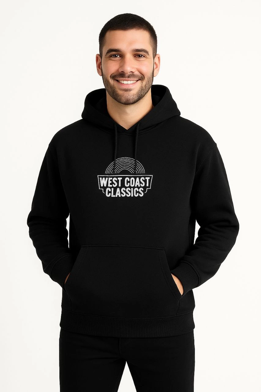 Erkek Kapşonlu Sweatshirt – Oversize Üç İplik Şardonlu Hoodie, “West Coast Classics” Ön & Arka Baskılı, Kanguru Cepli Kışlık Günlük Stil - Siyah