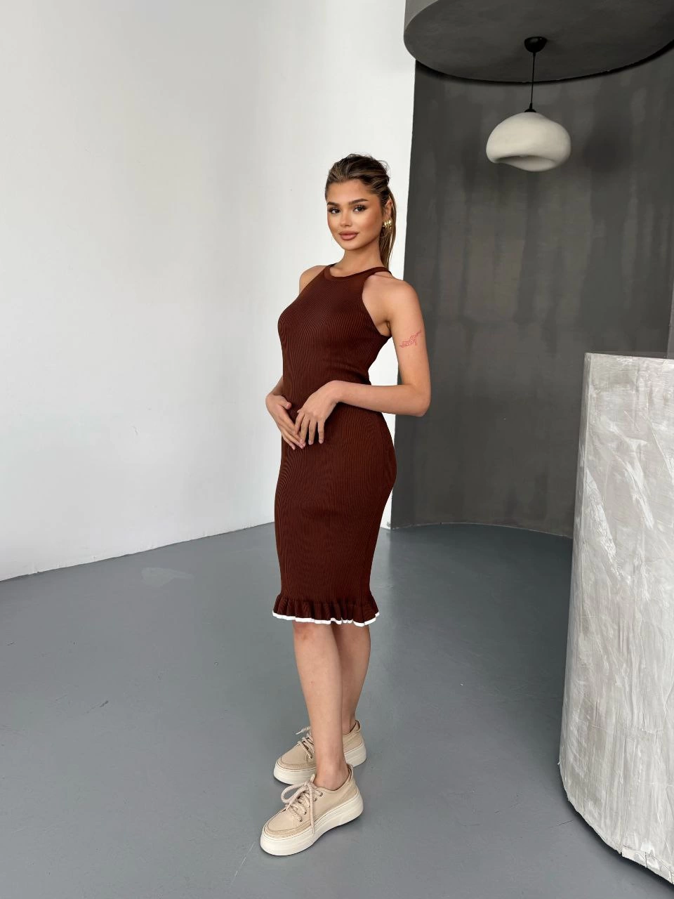 Fırfır Detaylı Triko Elbise- Kahverengi