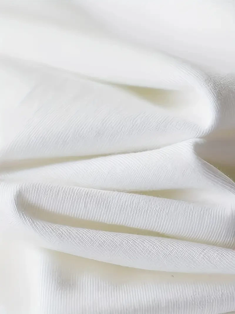 Geniş Kesim Pamuklu Tişört - "GANDHI The Project" Baskılı, Beyaz, Rahat Kesim, Kısa Kollu, Günlük Kıyafet, Her Gün Giyilebilecek Tişört- Beyaz