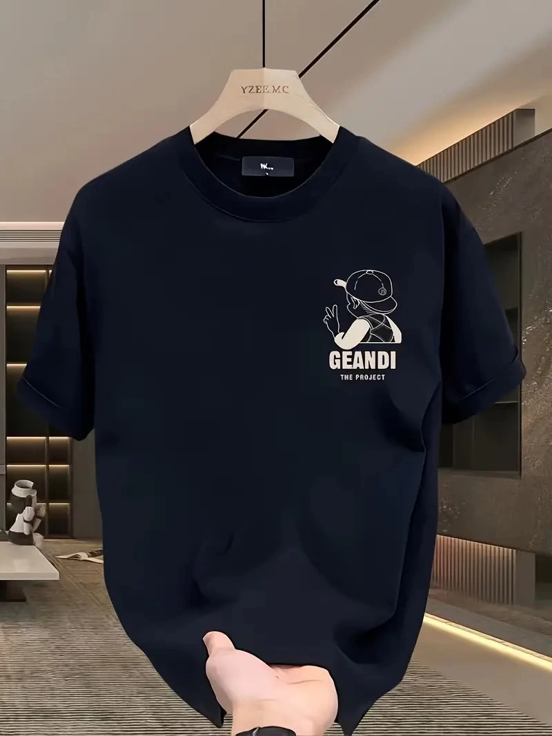 Geniş Kesim Pamuklu Tişört - "GANDHI The Project" Baskılı, Siyah, Rahat Kesim, Kısa Kollu, Günlük Kıyafet, Her Gün Giyilebilecek Tişört- Siyah