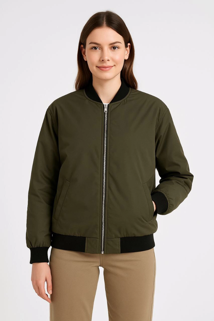 Kadın Bomber Mont Ceket – Fermuarlı, Kapitone İçi Astarlı, Su İtici Kumaş, Regular Fit, Yandan Cepli, Günlük Bahar & Kış Şık Rahat Stil - Haki