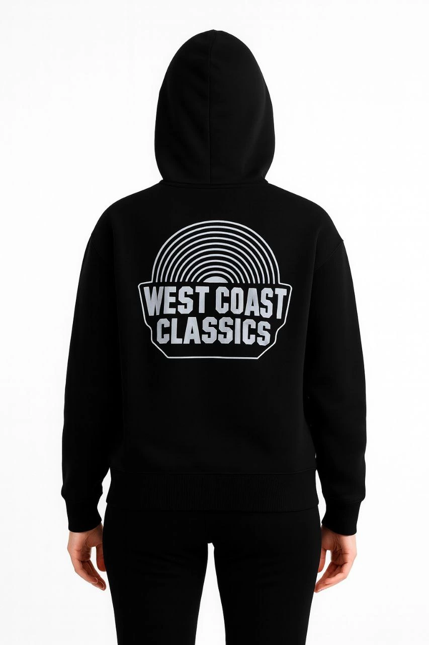 Kadın Kapşonlu Sweatshirt – Oversize Üç İplik Şardonlu Hoodie, “West Coast Classics” Ön & Arka Baskılı, Kanguru Cepli Kışlık Günlük Stil - Siyah